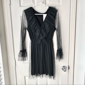 ❌SOLD VIA FB❌ NWT Black Mesh Ruffle Long Sleeve Layered Dress